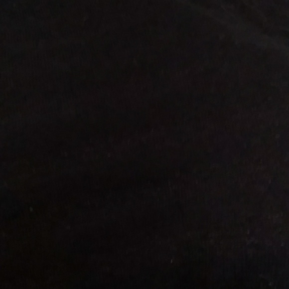 Clothes - Picture 3 of 3